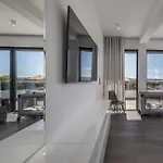 Villa One Debeljak