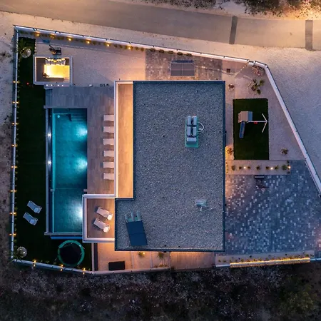 Villa One Debeljak