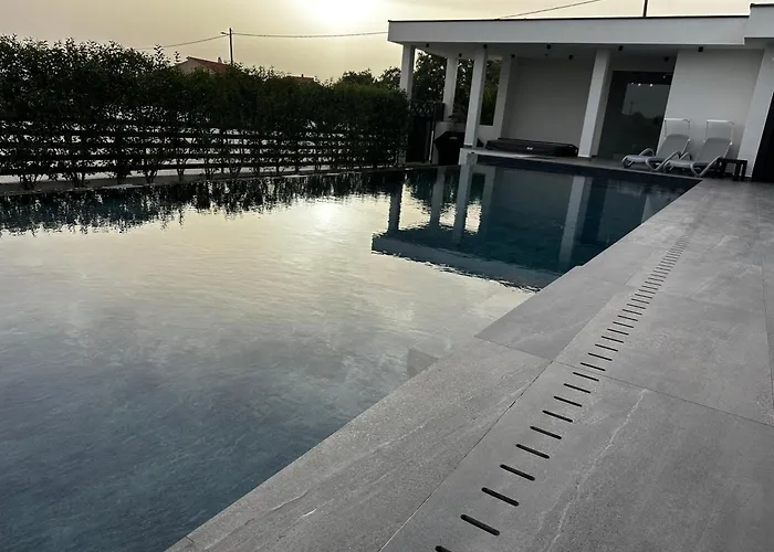 One Villa Debeljak