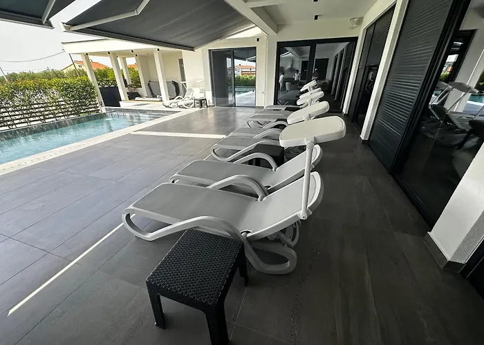 Villa One Debeljak